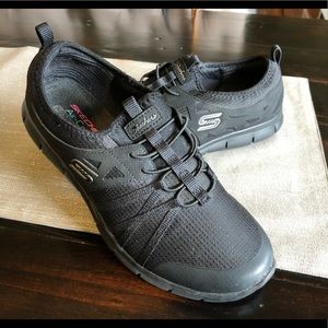 Sketchers Air Cooled Memory Foam Slip-on Sneaker